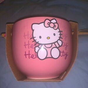 Ramen noodle Hello Kitty bowl